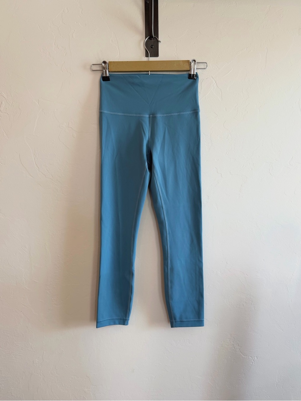 Lululemon Wunder Train HR Crop 23” *Utility Blue